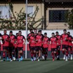 Atlético-GO treinando