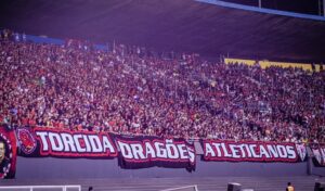 Torcida Serra Dourada Atlético-GO