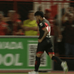 Moraes comemorando ACG X CRAC