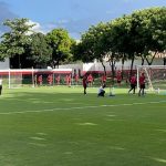 Atlético-GO treinando