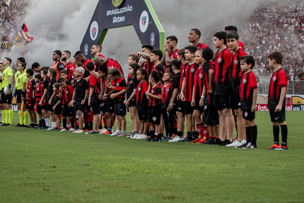 Vitória Rescinde Com Jogador Em Véspera De Duelo Contra O Atlético Go Dragão Goiano 