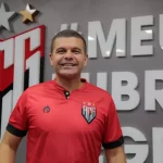 Umberto Louzer é o novo técnico do Atlético-GO — Foto: Bruno Corsino/ACG