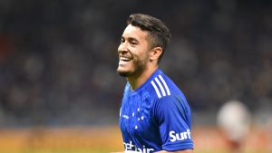 Atlético-GO de olho no Cruzeiro - William, lateral-direito do Cruzeiro (foto: Ramon Lisboa/EM/DA Press)