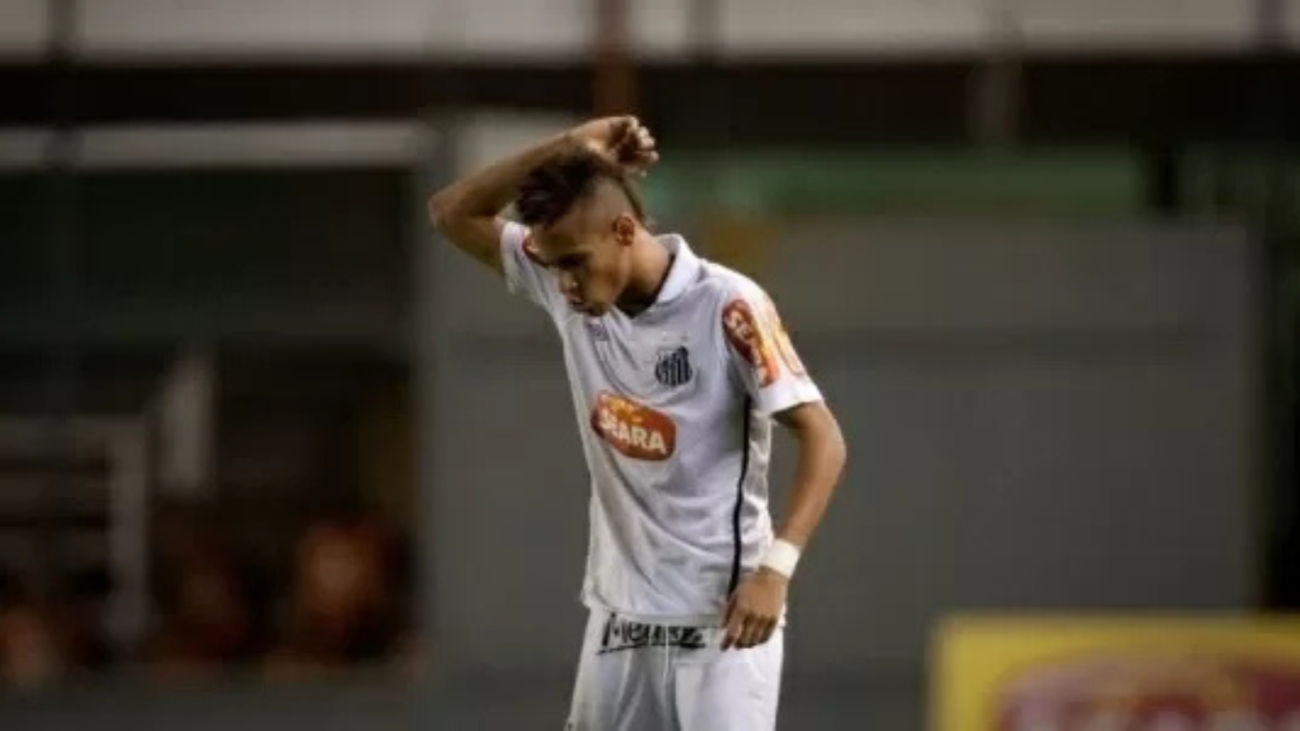 Sem gols e com polêmica: Relembre as vezes que Neymar enfrentou o Atlético