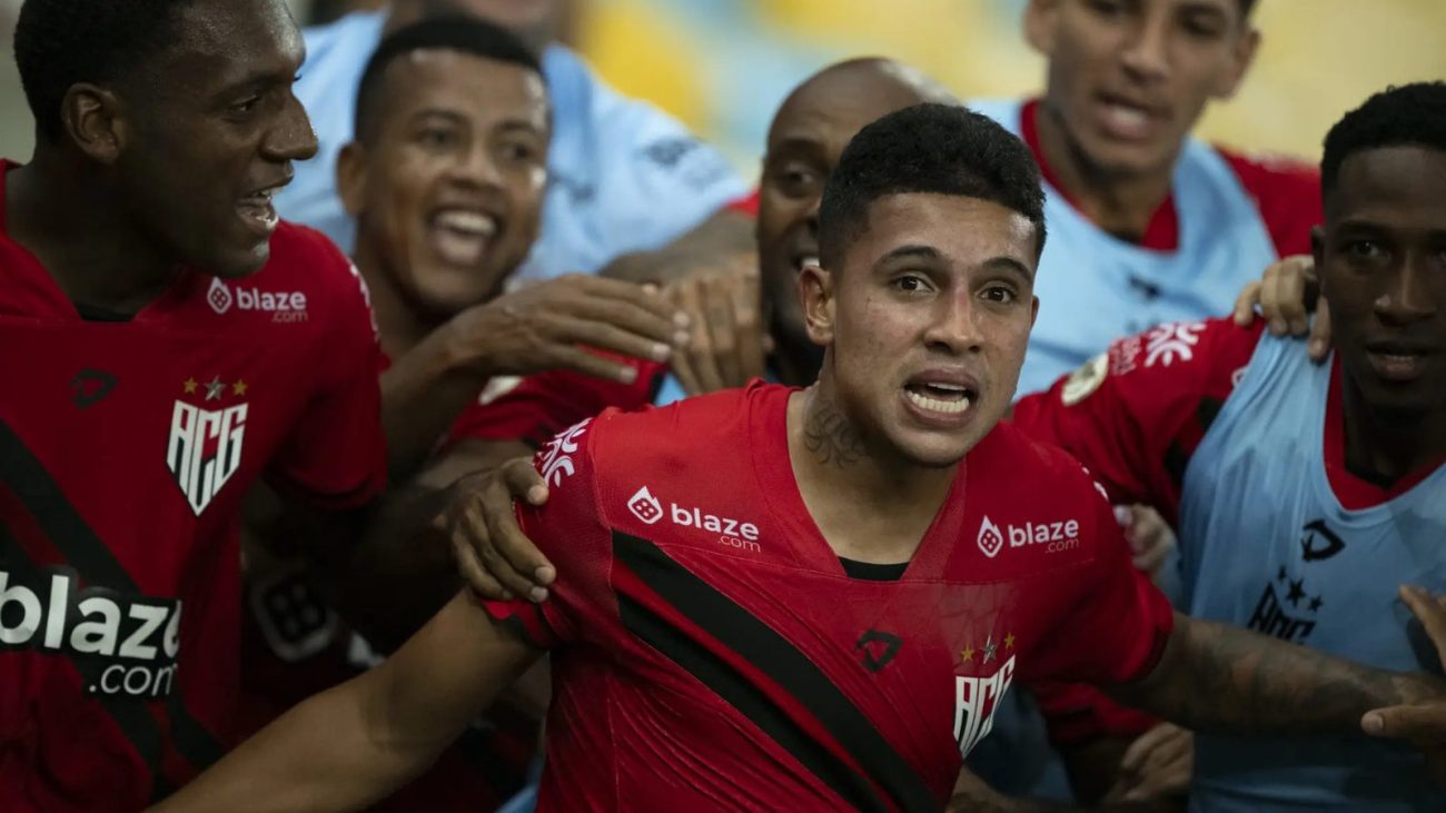 Com passagem pelo Atlético, Mateo Zuleta assina com equipe que vai disputar a Sul-Americana em 2025