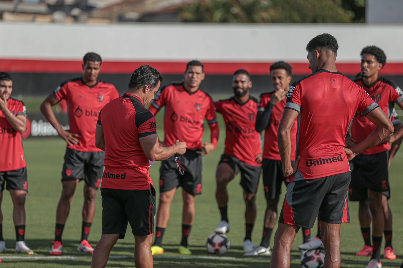 Atlético-GO treino