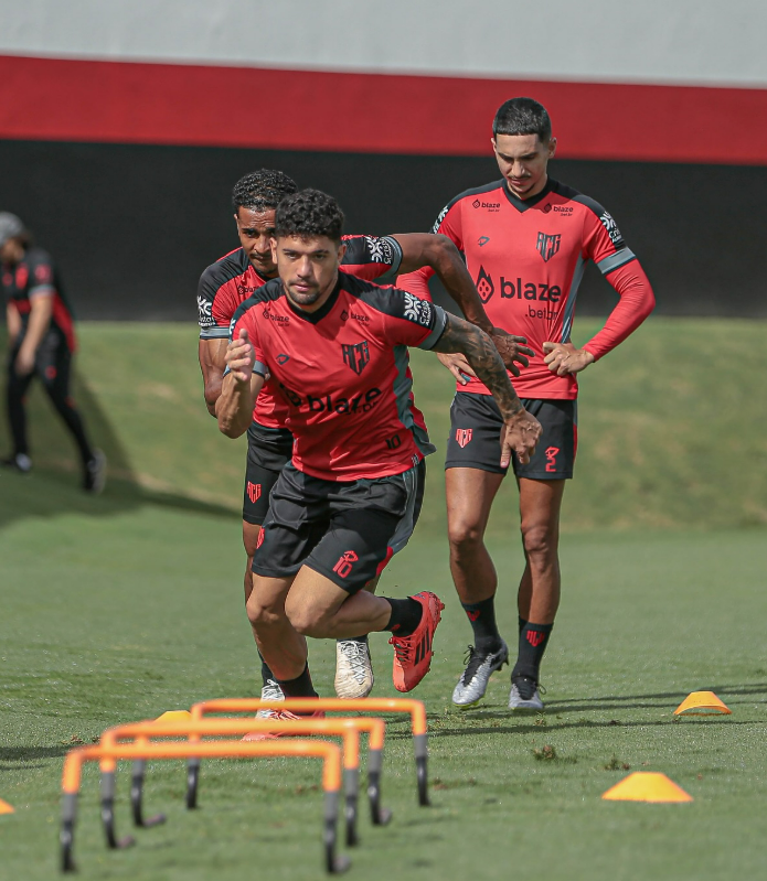 Treino do Atlético-GO