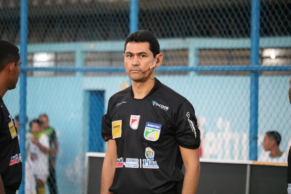 Árbitro do jogo do Atlético-GO