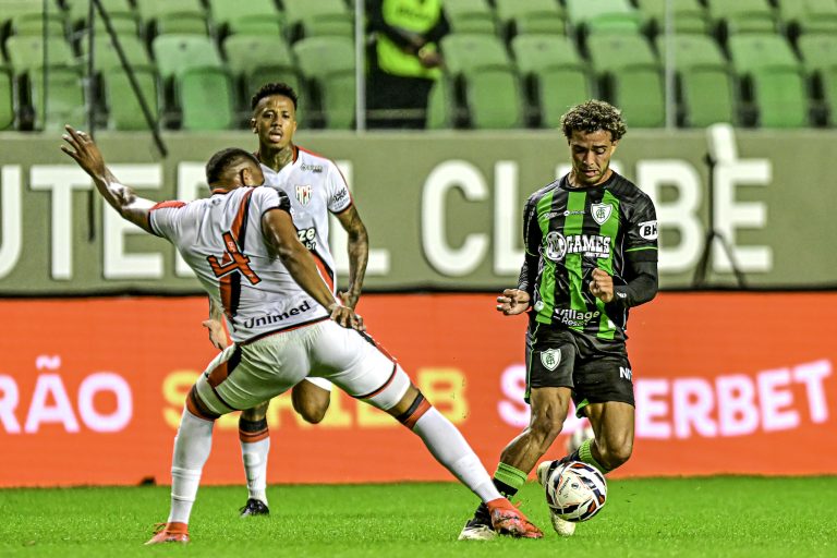 América-MG x Atlético-GO. Foto: Mourão Panda / América