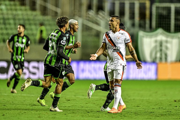 América-MG x Atlético-GO. Foto: Mourão Panda / América
