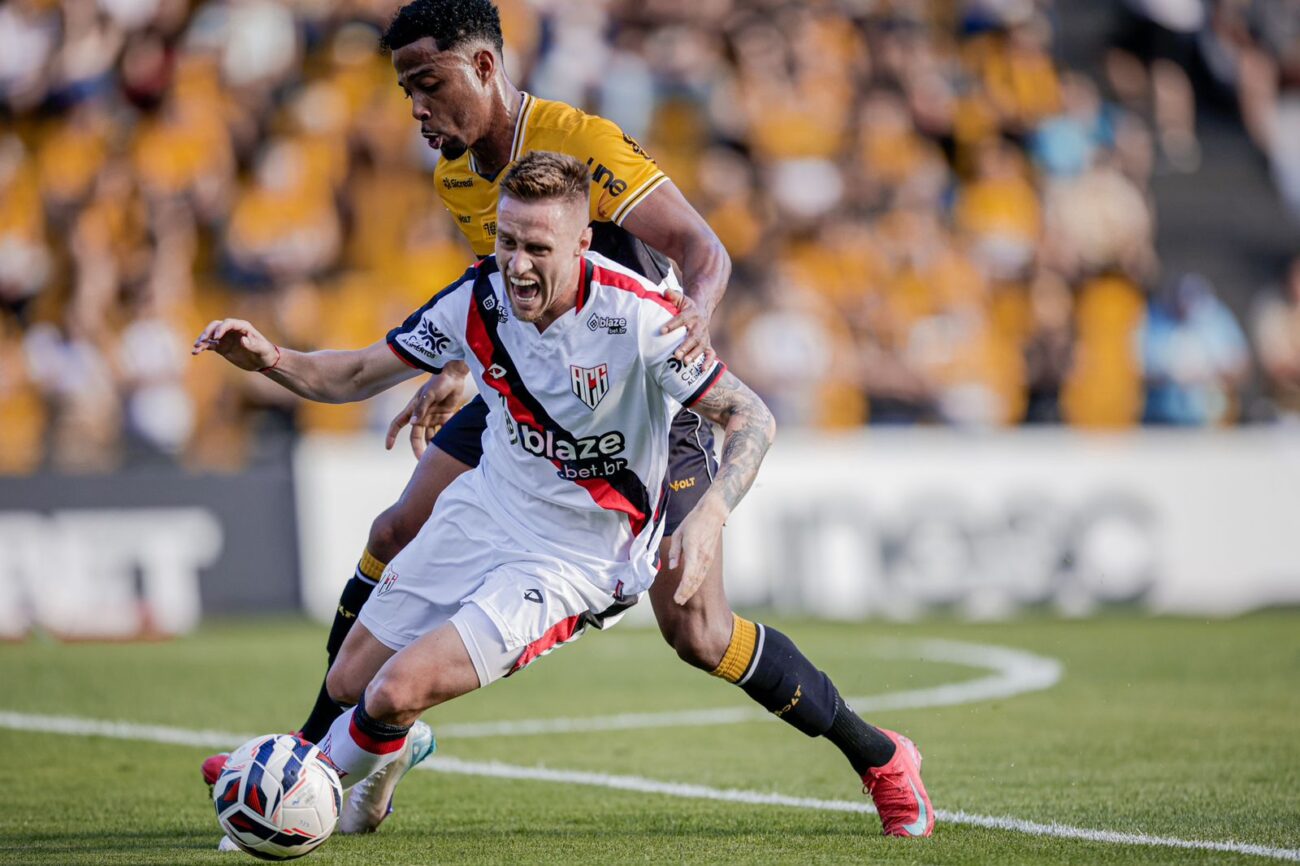 Criciúma x Atlético. Foto: Murilo Rosa/ACG