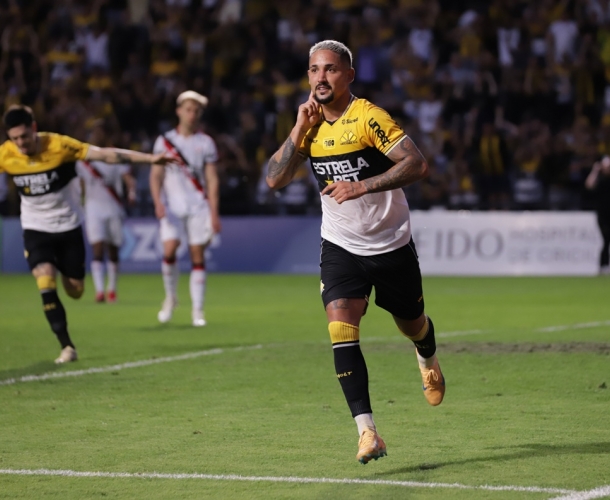 Criciúma x Atlético. Foto: Celso da Luz/ Assessoria de imprensa Criciúma E.C.